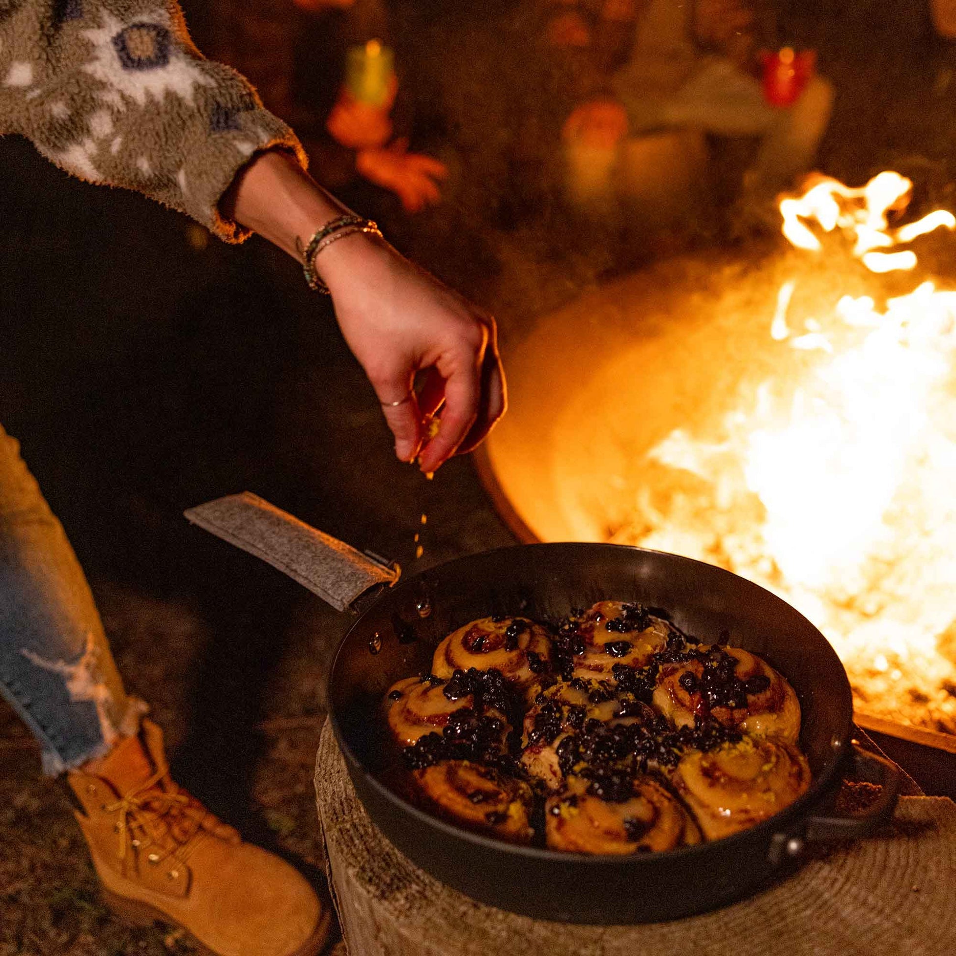 best ultralight cast iron frying pan for hiking and river trips