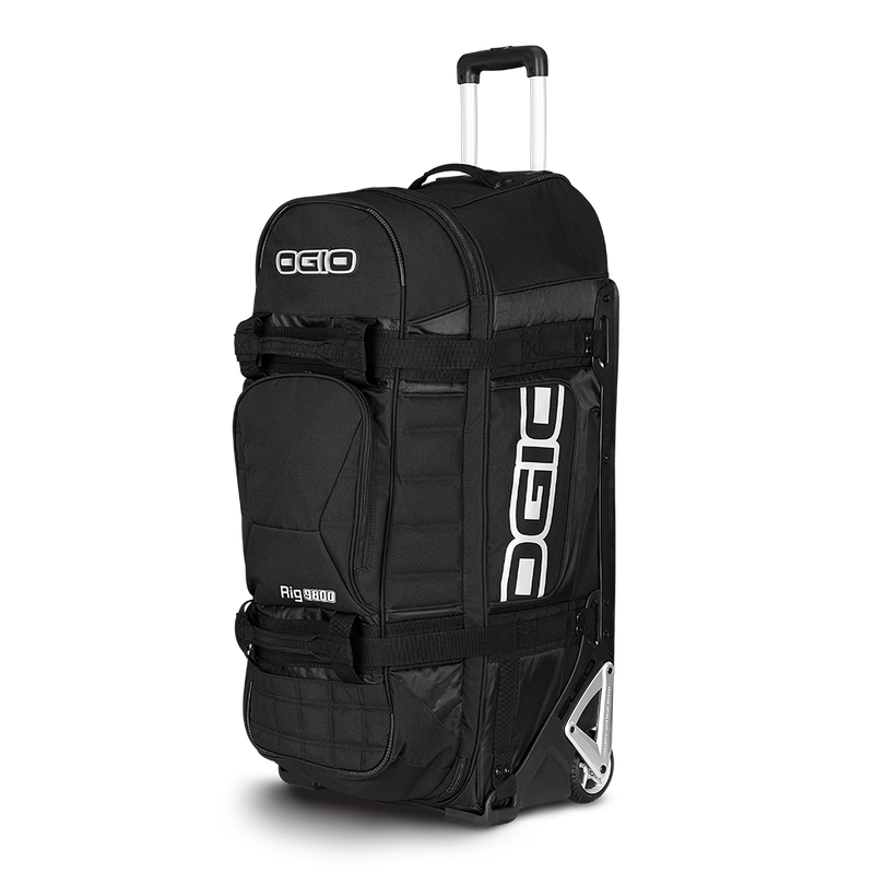 Durable Rig 9800 gear bag with telescopic handle and wide-mouth lid for easy access