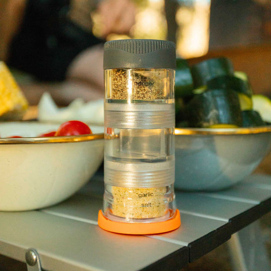 Complete set of spice container components, including six chambers, screens, and labels.