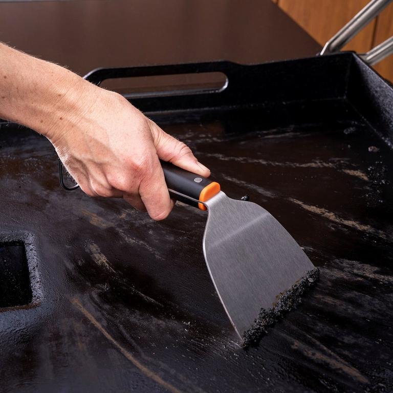 Flat Top Grill Essentials Kit by Traeger for Cleaning, Flipping and Precision Sauce Application