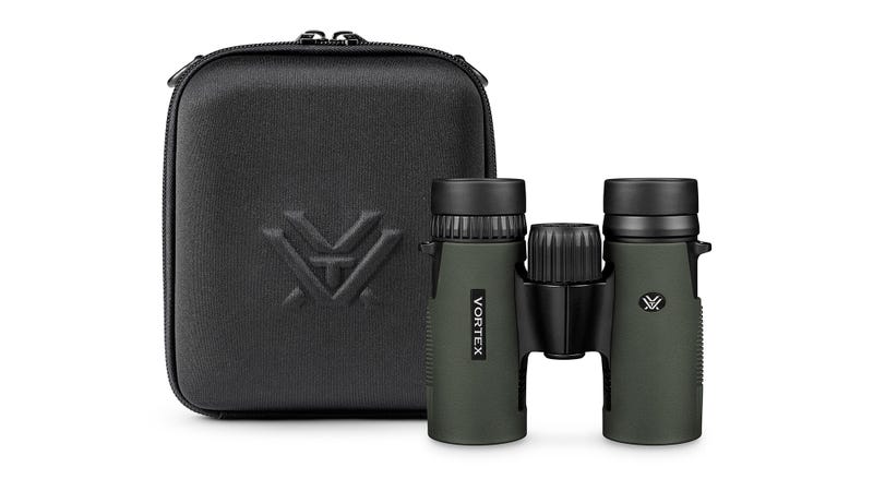 Vortex Diamondback HD 8x32 hunting binoculars with HD optical system