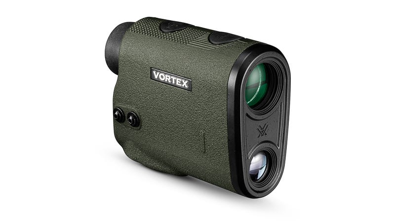 Diamondback HD 2000 rangefinder display showing HCD corrected shoot-to range